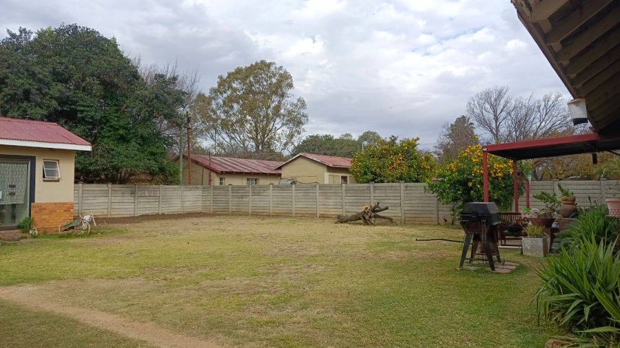 3 Bedroom Property for Sale in Ellaton North West